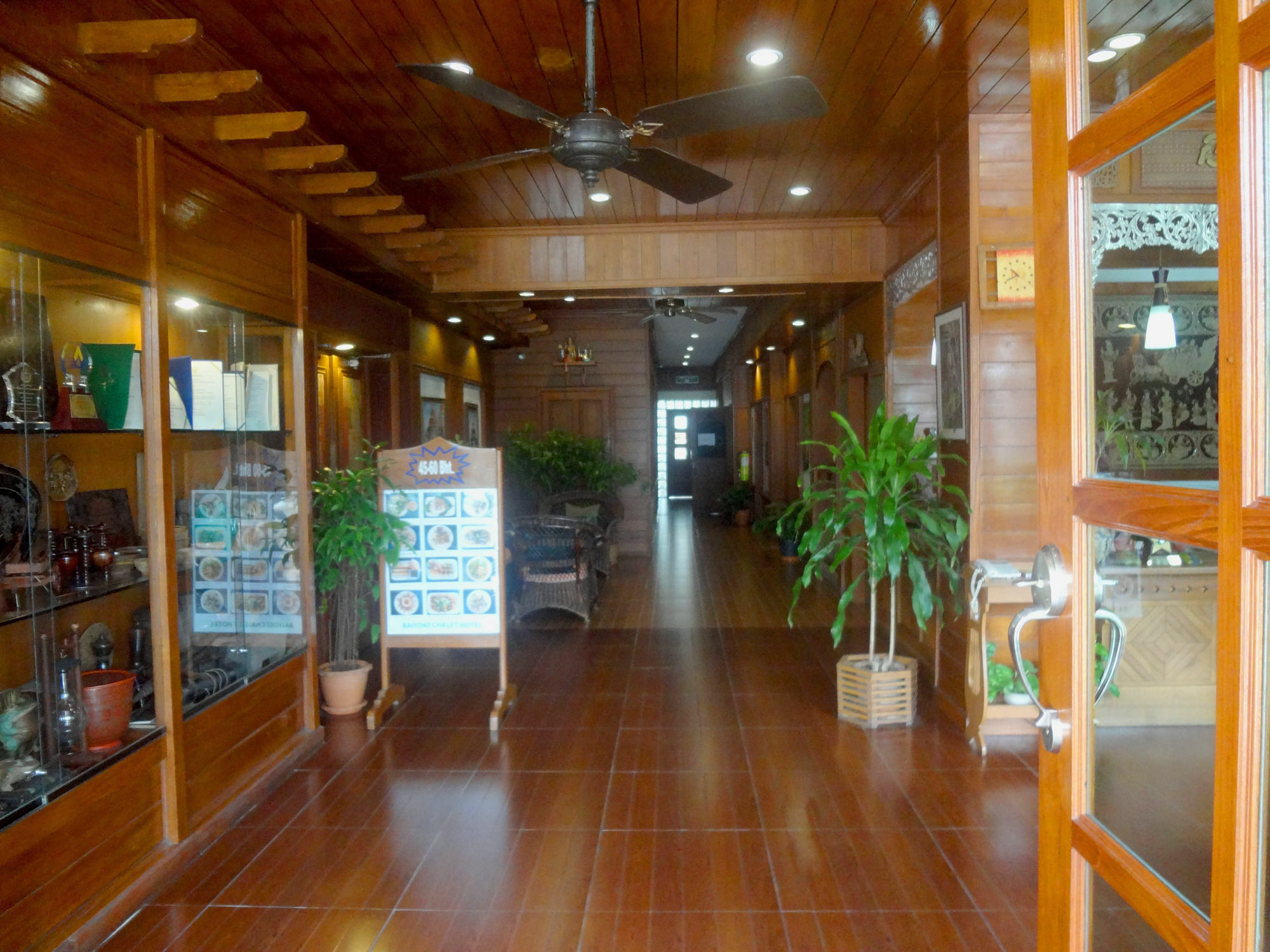 מאה הונג סון Baiyoke Chalet Hotel מראה חיצוני תמונה