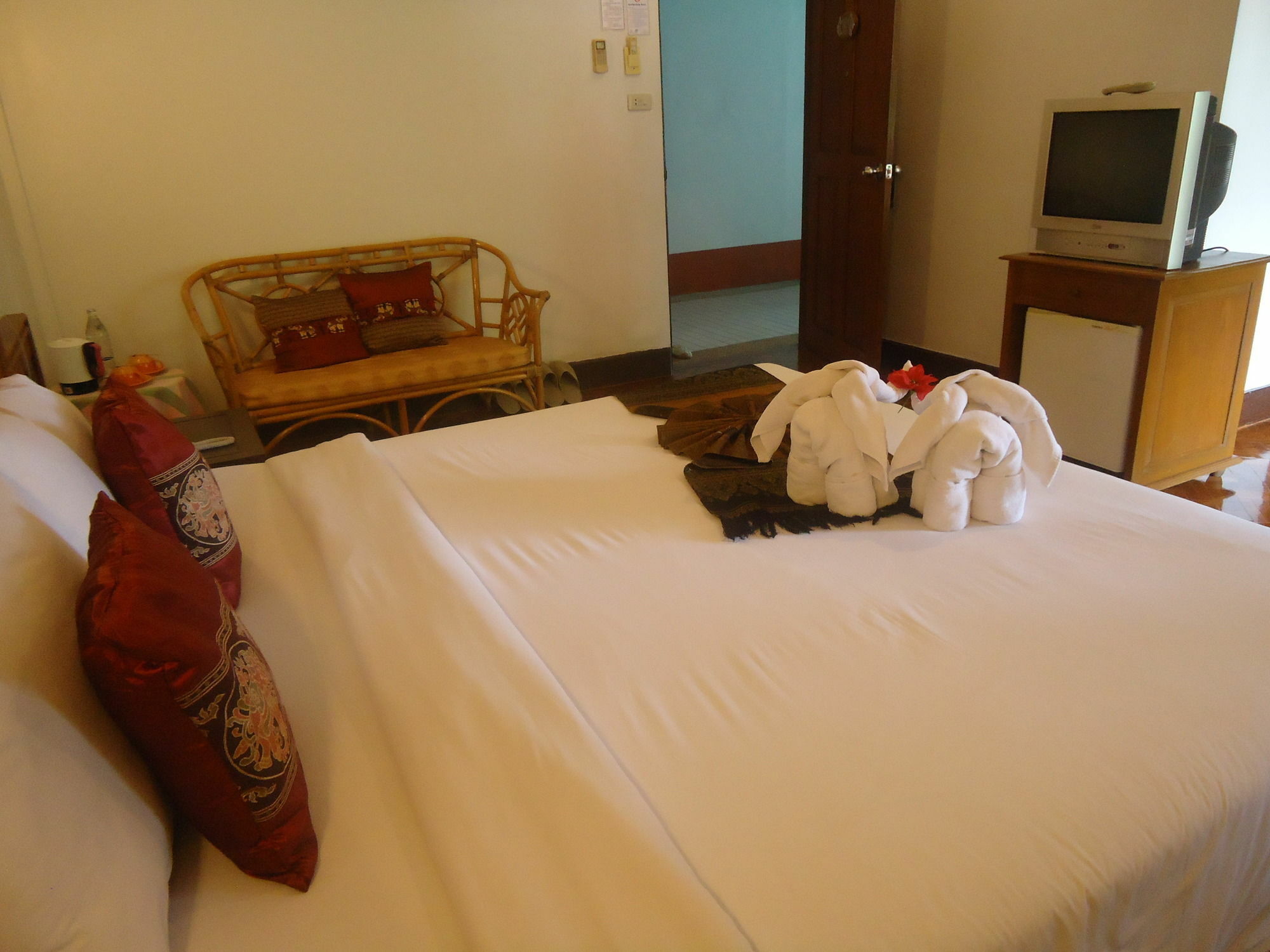 מאה הונג סון Baiyoke Chalet Hotel מראה חיצוני תמונה