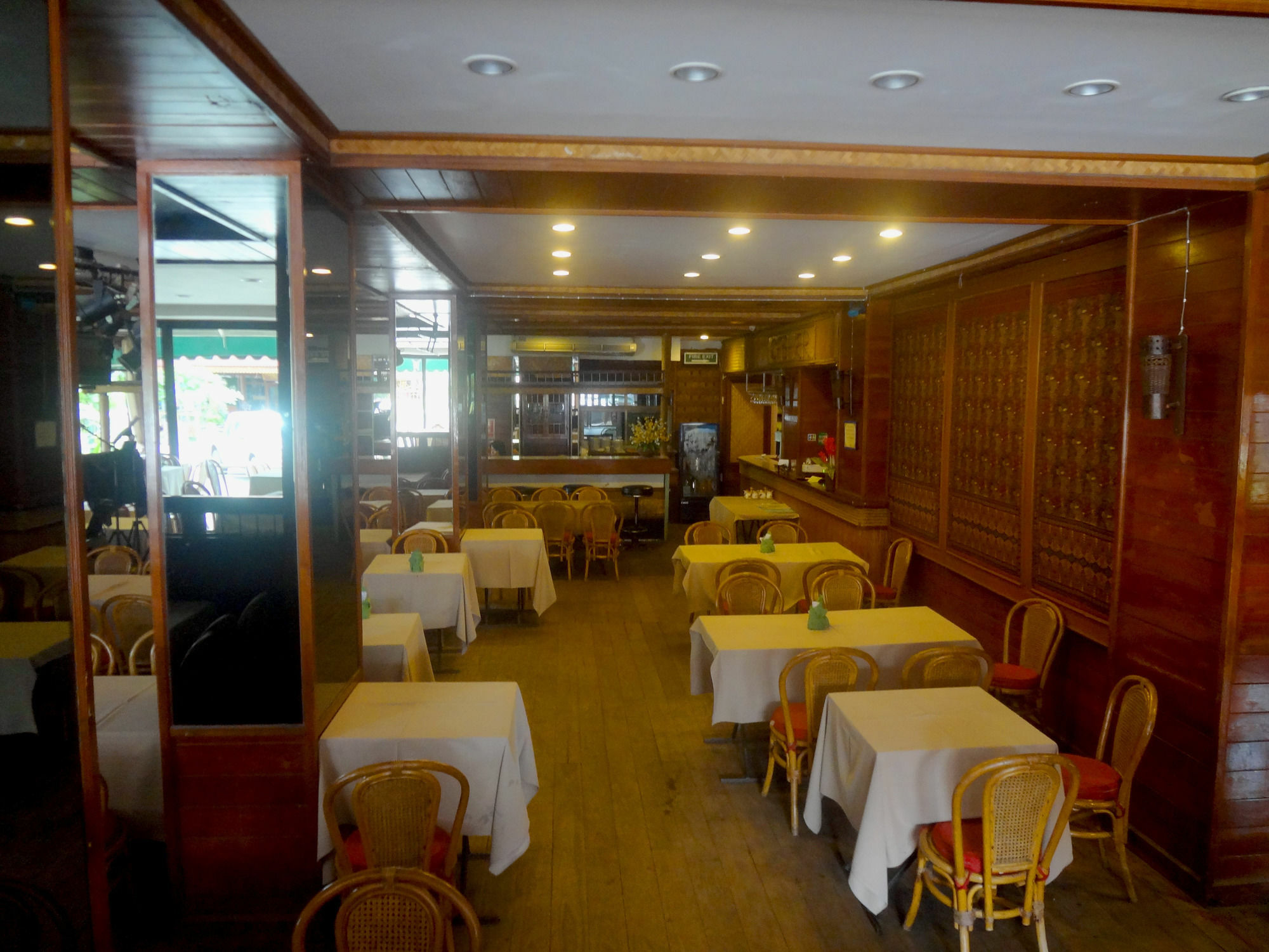מאה הונג סון Baiyoke Chalet Hotel מראה חיצוני תמונה